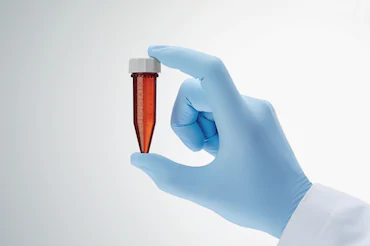 艾本德Eppendorf Tubes? 5.0 mL 帶螺旋蓋, 5.0 mL, 無(wú)菌、無(wú)熱原, 無(wú)RNase和DNase, 無(wú)DNA, 琥珀色（光保護(hù)）, 200 個(gè) (2 包 × 100 個(gè))貨號(hào)
